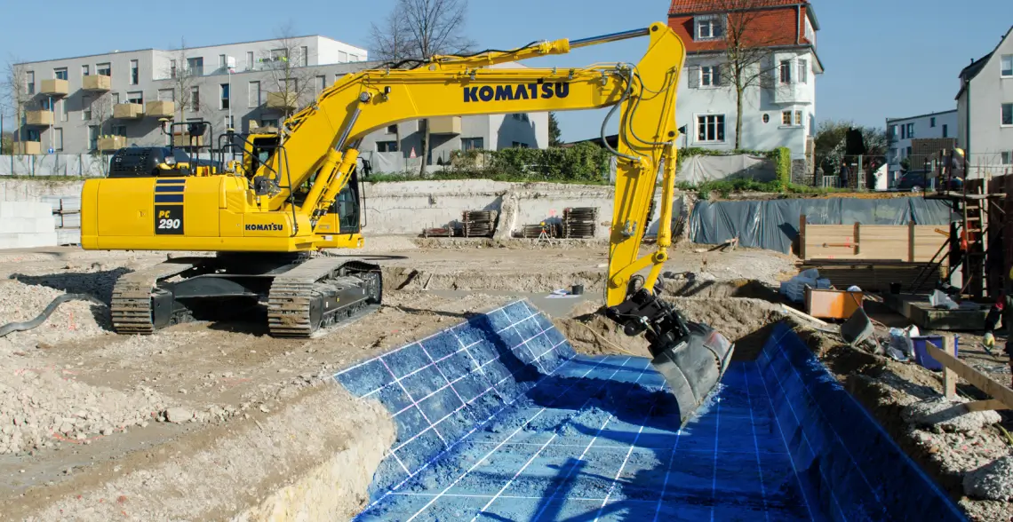 Komatsu Smart Construction is capable of 2D & 3D Machine Guidance